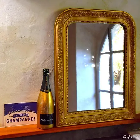 La Magnanerie De Nocleg ze śniadaniem