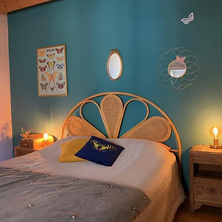 La Magnanerie De Bed and breakfast Dions